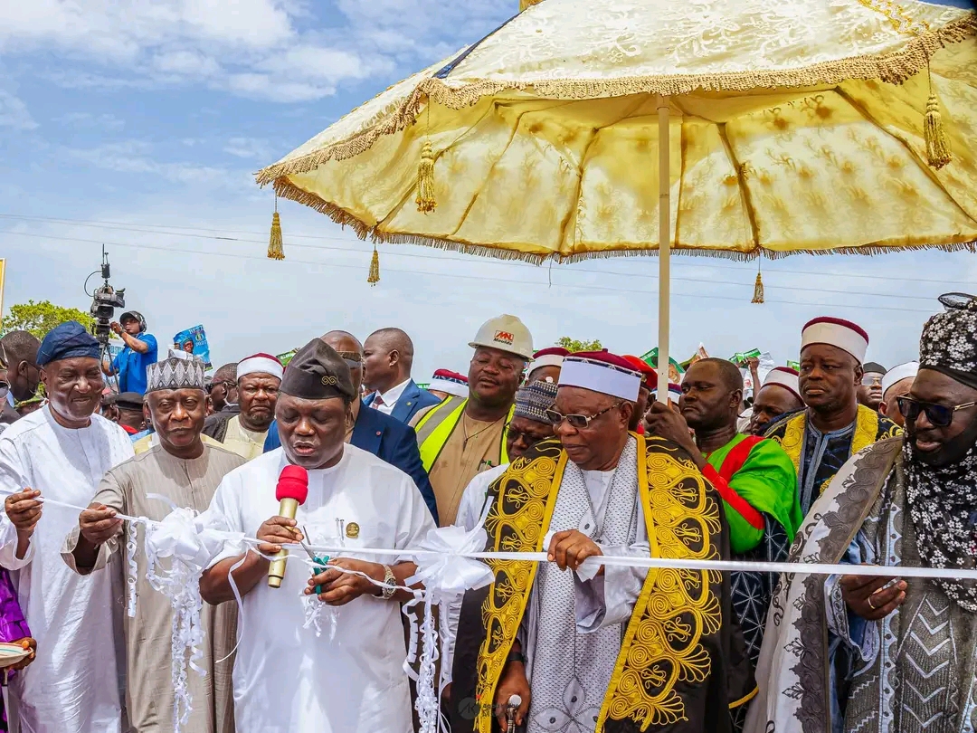 GOV. KEFAS OPENS N3BN IBI–NWUNYO ROAD, BOOSTS FESTIVAL, ECONOMY 
